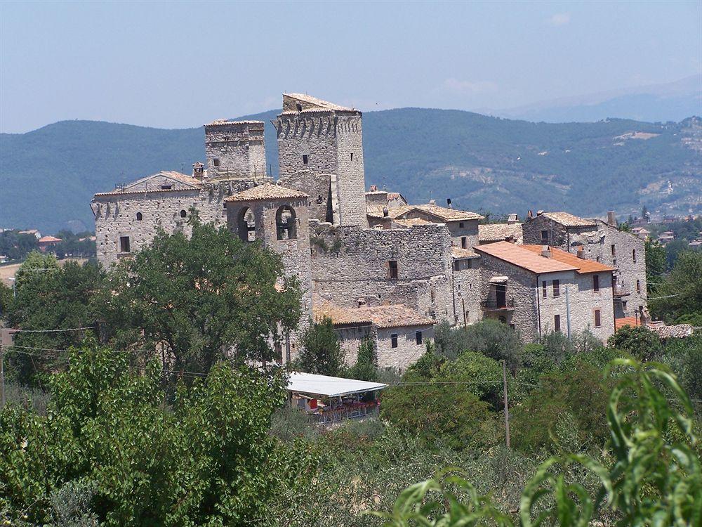ホテルCastello Di Barattano Marcellano エクステリア 写真